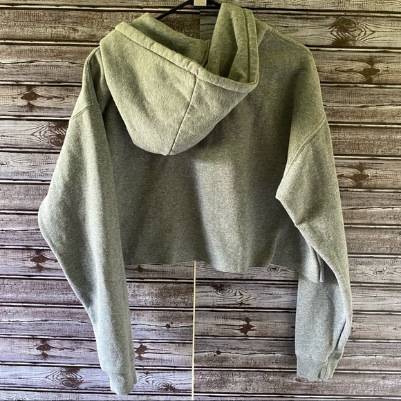 Wild Fable Cropped Hooded Sweatshirt Size XL - Picture 2 of 3